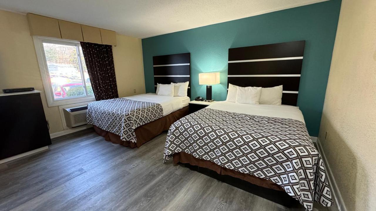 Americas Best Value Inn New London Mystic Екстер'єр фото